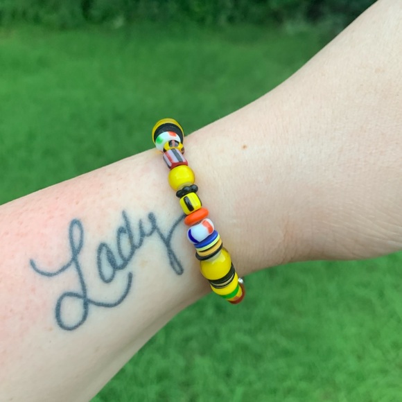 Funky Glass Beaded Bracelet - Picture 6 of 12